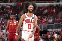 湖人队东契奇加盟，新赛季领袖引领复兴之路